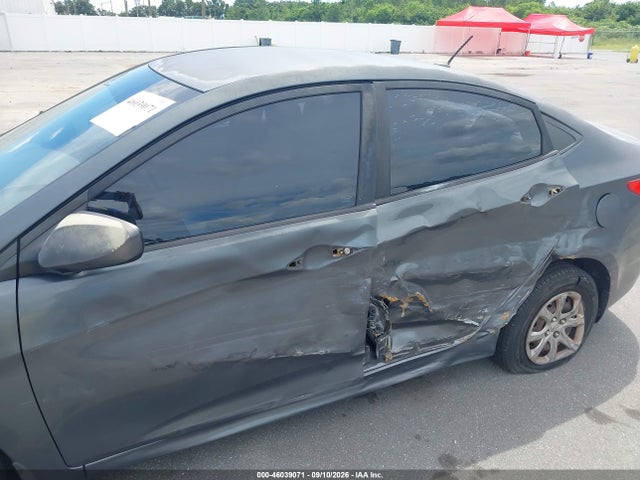 46039071 :رقم المزاد ، KMHCT4AE1CU083159 vin ، 2012 Hyundai Accent Gls مزاد بيع