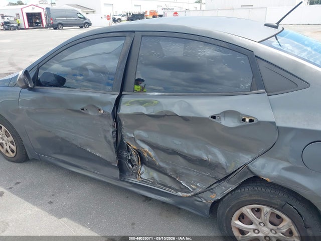 46039071 :رقم المزاد ، KMHCT4AE1CU083159 vin ، 2012 Hyundai Accent Gls مزاد بيع