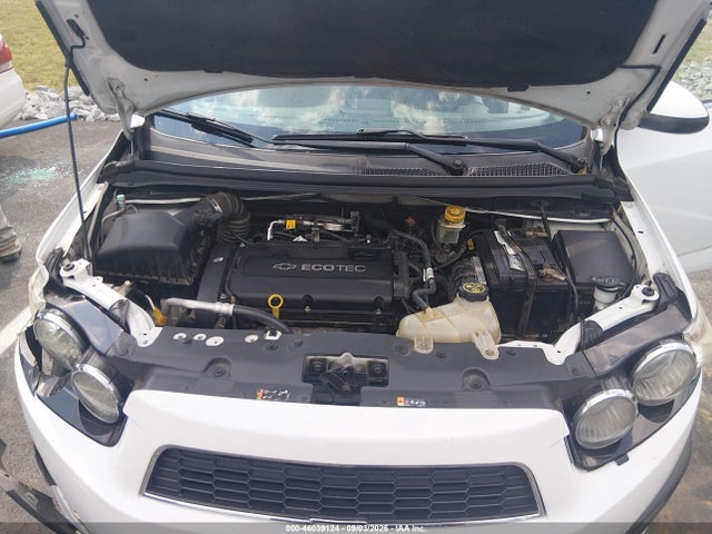 46039124 :رقم المزاد ، 1G1JC5SH3E4141438 vin ، 2014 Chevrolet Sonic Lt Auto مزاد بيع