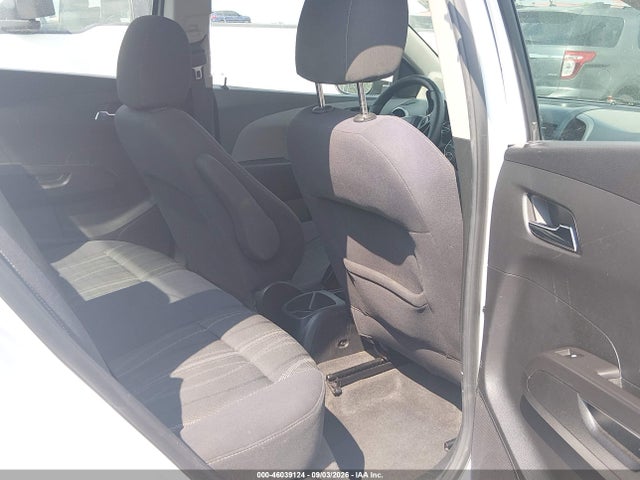46039124 :رقم المزاد ، 1G1JC5SH3E4141438 vin ، 2014 Chevrolet Sonic Lt Auto مزاد بيع