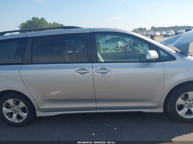 46039145 :رقم المزاد ، 5TDKZ3DC1LS022840 vin ، 2020 Toyota Sienna Le مزاد بيع