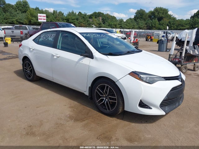 46039178 :رقم المزاد ، 2T1BURHEXJC003884 vin ، 2018 Toyota Corolla Le مزاد بيع