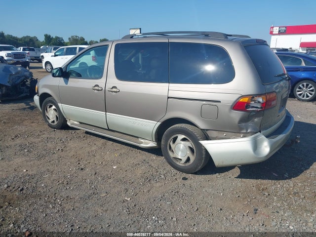 Продажа на аукционе авто 1998 Toyota Sienna Xle, vin: 4T3ZF13C3WU057721, номер лота: 46039277