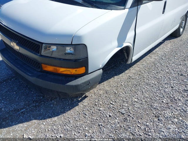 Aukcja sprzedaży 2019 Chevrolet Express 2500 Work Van, vin: 1GCWGAFGXK1328247, numer aukcji: 46039314