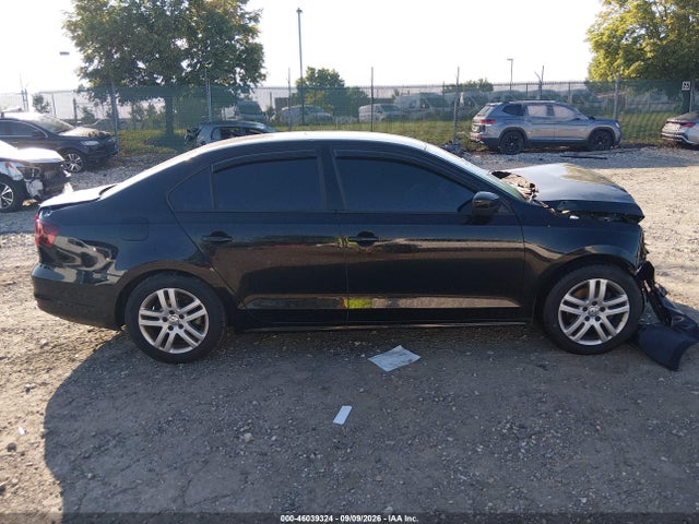 46039324 :رقم المزاد ، 3VW2B7AJ4JM256074 vin ، 2018 Volkswagen Jetta 1.4t S مزاد بيع