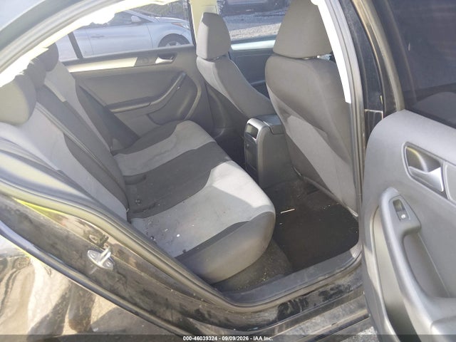 46039324 :رقم المزاد ، 3VW2B7AJ4JM256074 vin ، 2018 Volkswagen Jetta 1.4t S مزاد بيع