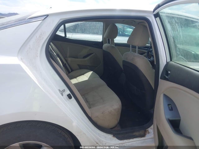 KIA Optima Lx 2015 5XXGM4A76FG462611 Image 8