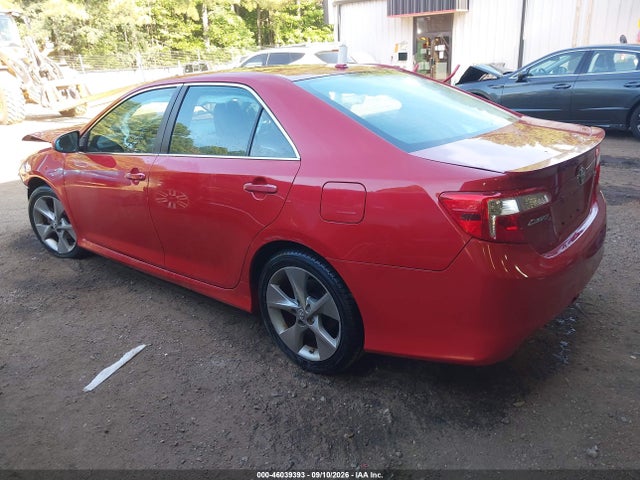 2013 Toyota Camry Se V6 მანქანა იყიდება აუქციონზე, vin: 4T1BK1FK6DU530033, აუქციონის ნომერი: 46039393