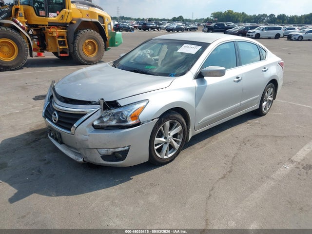 2015 Nissan Altima 2.5 Sv მანქანა იყიდება აუქციონზე, vin: 1N4AL3AP9FC475880, აუქციონის ნომერი: 46039415