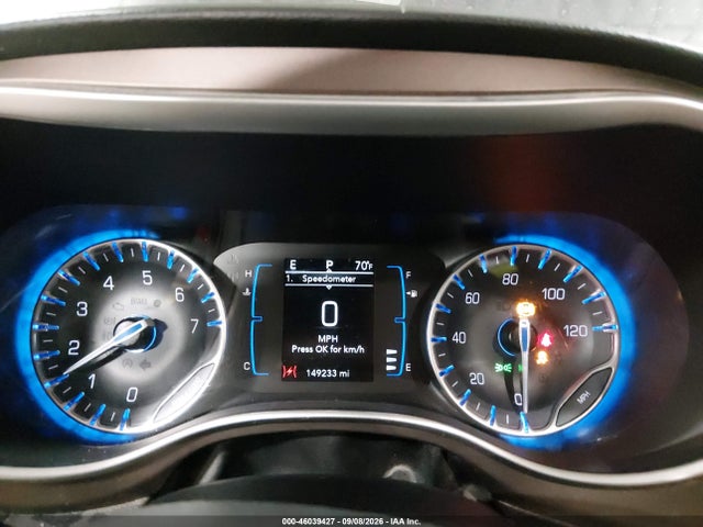 46039427 :رقم المزاد ، 2C4RC1DG0MR518942 vin ، 2021 Chrysler Voyager Lxi مزاد بيع