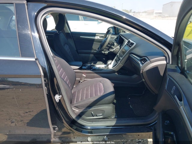 Продажа на аукционе авто 2016 Ford Fusion Se, vin: 3FA6P0H7XGR109718, номер лота: 46039436
