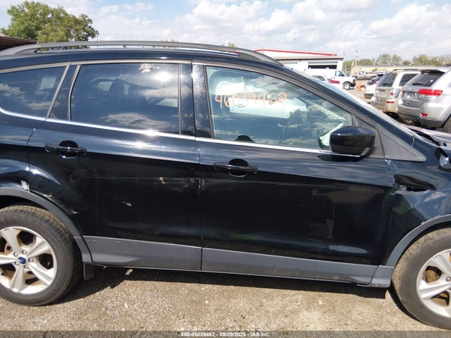 46039462 :رقم المزاد ، 1FMCU0GX3GUB04890 vin ، 2016 Ford Escape Se مزاد بيع