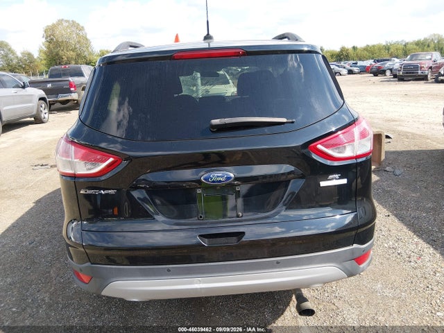 46039462 :رقم المزاد ، 1FMCU0GX3GUB04890 vin ، 2016 Ford Escape Se مزاد بيع