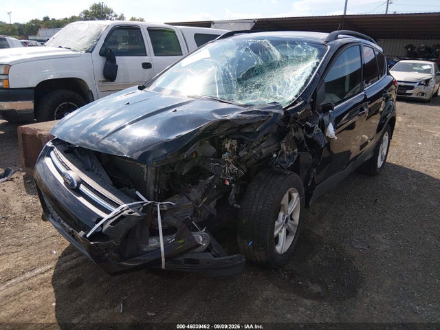 46039462 :رقم المزاد ، 1FMCU0GX3GUB04890 vin ، 2016 Ford Escape Se مزاد بيع