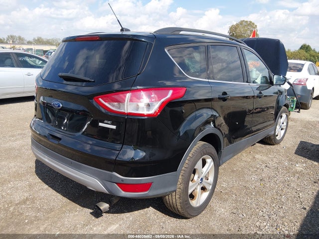 46039462 :رقم المزاد ، 1FMCU0GX3GUB04890 vin ، 2016 Ford Escape Se مزاد بيع