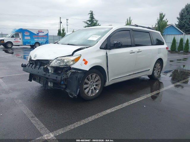 46039467 :رقم المزاد ، 5TDYK3DC3BS020262 vin ، 2011 Toyota Sienna Ltd مزاد بيع