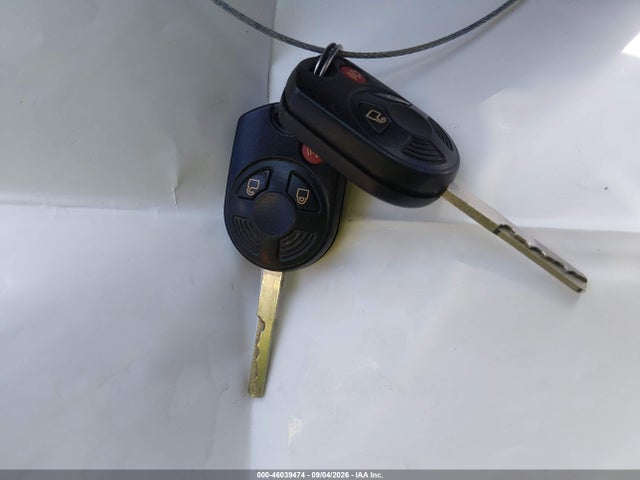 46039474 :رقم المزاد ، 1FMCU0G91HUE30044 vin ، 2017 Ford Escape Se مزاد بيع
