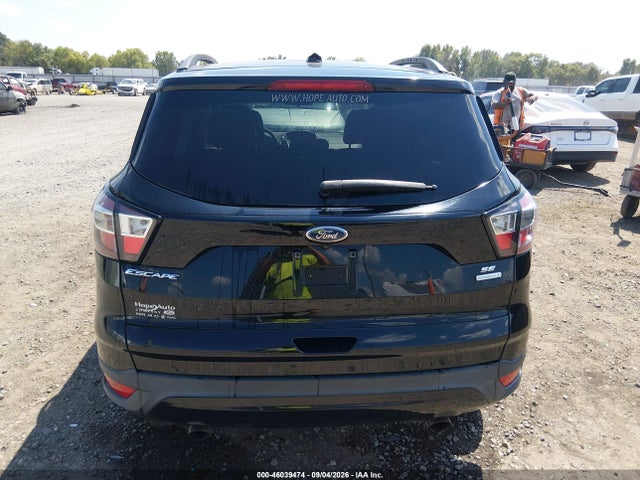 46039474 :رقم المزاد ، 1FMCU0G91HUE30044 vin ، 2017 Ford Escape Se مزاد بيع
