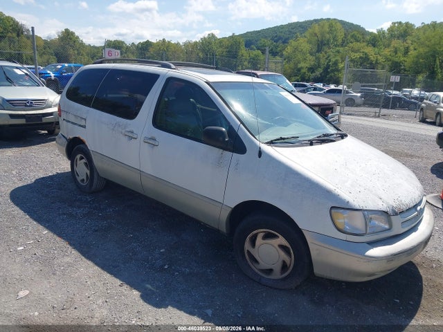 Aukcja sprzedaży 2000 Toyota Sienna Xle, vin: 4T3ZF13C3YU225893, numer aukcji: 46039523