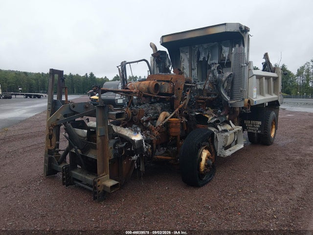 Aukcja sprzedaży 2004 Freightliner Conventional Fld112, vin: 1FVAAEAS44DM26954, numer aukcji: 46039578