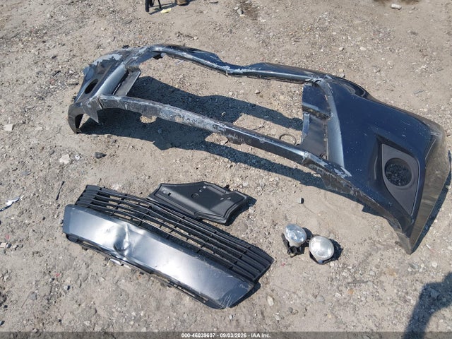 46039607 :رقم المزاد ، 2T1BURHE9FC341106 vin ، 2015 Toyota Corolla Le Plus مزاد بيع