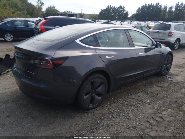 Продаж на аукціоні авто 2018 Tesla Model 3 Long Range/performance, vin: 5YJ3E1EB2JF100506, номер лоту: 46039665