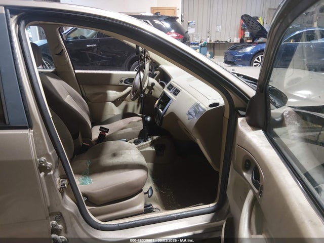 2005 Ford Focus Zx4 მანქანა იყიდება აუქციონზე, vin: 1FAFP34N05W272359, აუქციონის ნომერი: 46039681