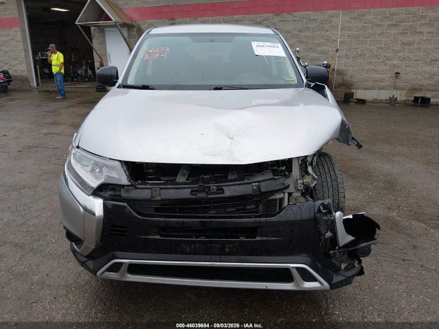 2019 Mitsubishi Outlander Es მანქანა იყიდება აუქციონზე, vin: JA4AZ3A37KZ004639, აუქციონის ნომერი: 46039684