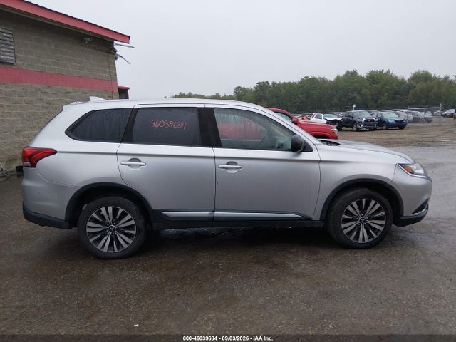 2019 Mitsubishi Outlander Es მანქანა იყიდება აუქციონზე, vin: JA4AZ3A37KZ004639, აუქციონის ნომერი: 46039684