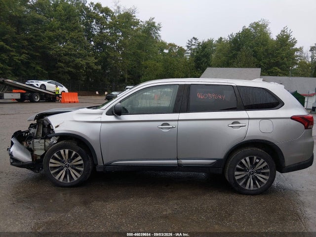 2019 Mitsubishi Outlander Es მანქანა იყიდება აუქციონზე, vin: JA4AZ3A37KZ004639, აუქციონის ნომერი: 46039684
