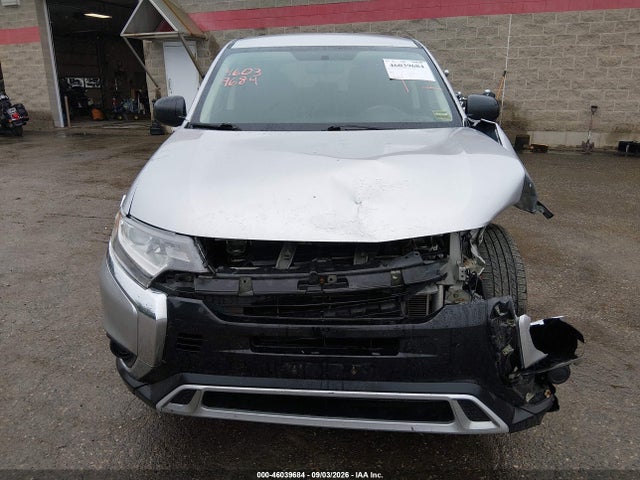 2019 Mitsubishi Outlander Es მანქანა იყიდება აუქციონზე, vin: JA4AZ3A37KZ004639, აუქციონის ნომერი: 46039684