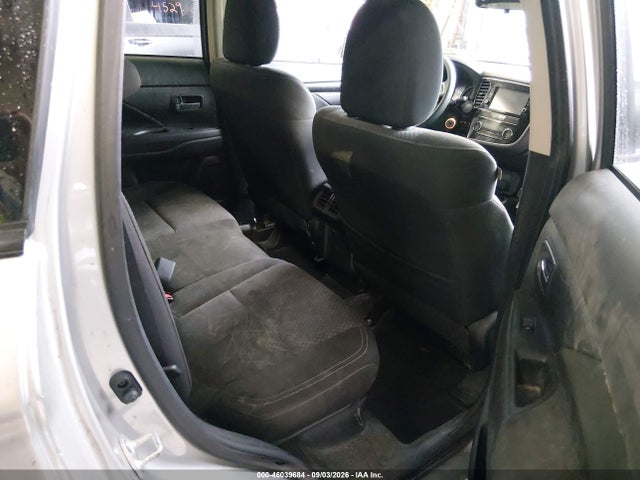 2019 Mitsubishi Outlander Es მანქანა იყიდება აუქციონზე, vin: JA4AZ3A37KZ004639, აუქციონის ნომერი: 46039684