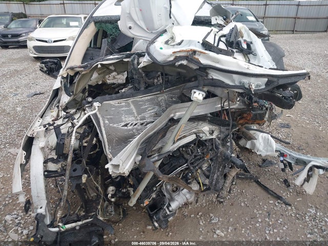 46039706 :رقم المزاد ، 7FARW2H55NE015706 vin ، 2022 Honda Cr-v Awd Ex مزاد بيع