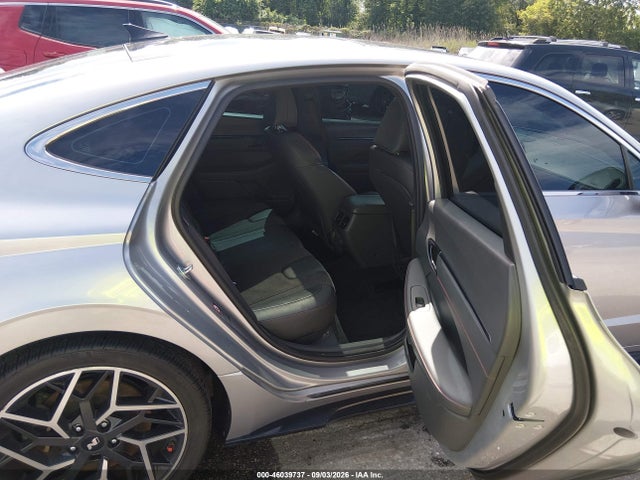 2021 Hyundai Sonata N Line მანქანა იყიდება აუქციონზე, vin: 5NPEK4JC8MH123182, აუქციონის ნომერი: 46039737