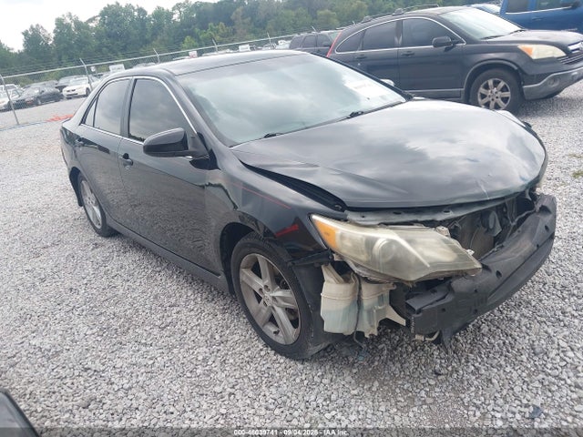 46039741 :رقم المزاد ، 4T1BF1FK3CU607072 vin ، 2012 Toyota Camry Se مزاد بيع