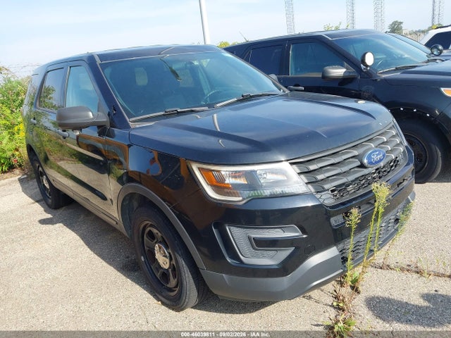 46039811 :رقم المزاد ، 1FM5K8AR7HGC34999 vin ، 2017 Ford Utility Police Interceptor مزاد بيع