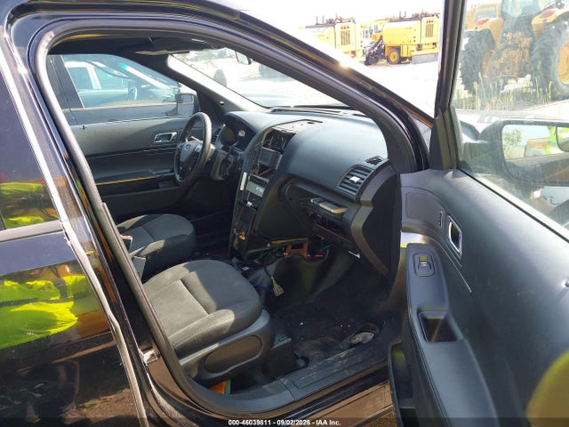 46039811 :رقم المزاد ، 1FM5K8AR7HGC34999 vin ، 2017 Ford Utility Police Interceptor مزاد بيع