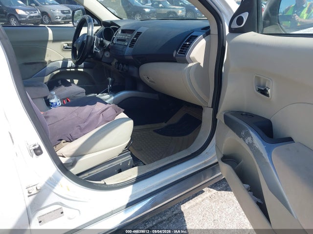 2009 Mitsubishi Outlander Se მანქანა იყიდება აუქციონზე, vin: JA4MT31W09Z003299, აუქციონის ნომერი: 46039812