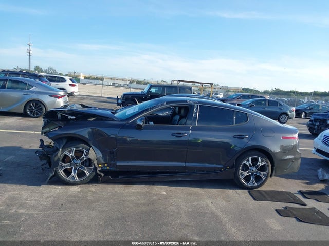 2021 Kia Stinger Gt-line მანქანა იყიდება აუქციონზე, vin: KNAE15LA7M6097864, აუქციონის ნომერი: 46039815
