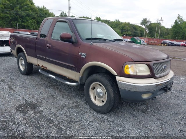 46039855 :رقم المزاد ، 1FTRX18L0YNB82823 vin ، 2000 Ford F-150 Lariat/work Series/xl/xlt مزاد بيع