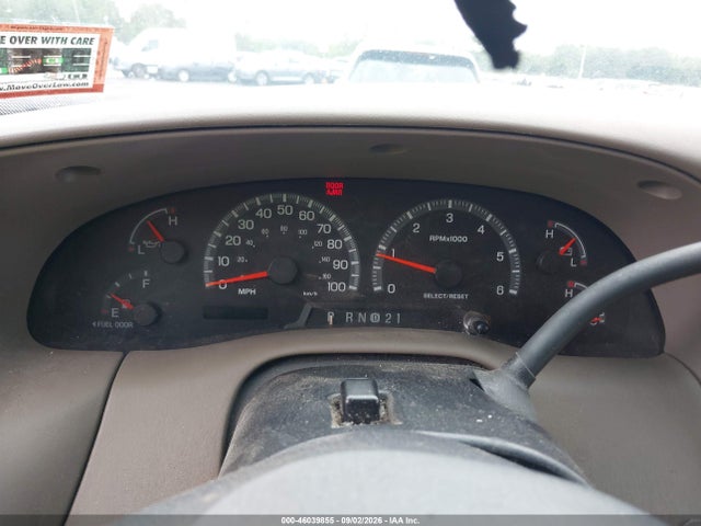 46039855 :رقم المزاد ، 1FTRX18L0YNB82823 vin ، 2000 Ford F-150 Lariat/work Series/xl/xlt مزاد بيع