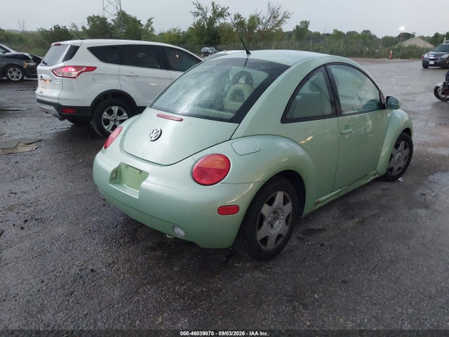 46039870 :رقم المزاد ، 3VWCB21C01M473193 vin ، 2001 Volkswagen New Beetle Gls مزاد بيع