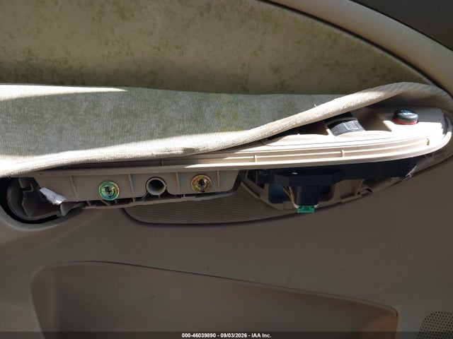 46039890 :رقم المزاد ، 2HGES16573H585203 vin ، 2003 Honda Civic Lx مزاد بيع