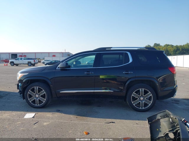 46039918 :رقم المزاد ، 1GKKNPLS0HZ320737 vin ، 2017 Gmc Acadia Denali مزاد بيع