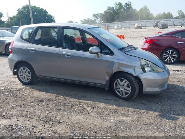 46039928 :رقم المزاد ، JHMGD38437S009929 vin ، 2007 Honda Fit مزاد بيع