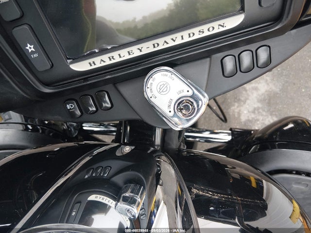 Harley-Davidson Flhtcu Ultra Classic Electra Gld 2014 1HD1FCM1XEB700237 Image 11