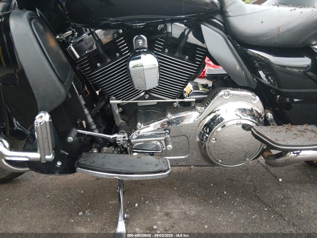 Harley-Davidson Flhtcu Ultra Classic Electra Gld 2014 1HD1FCM1XEB700237 Image 9
