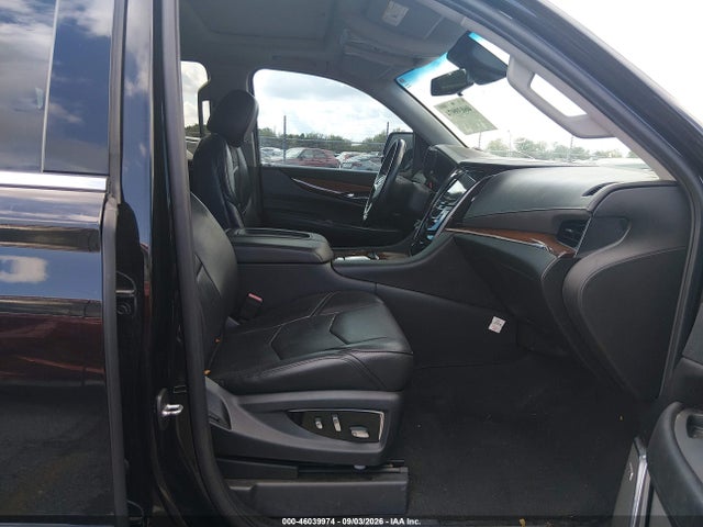 Продаж на аукціоні авто 2018 Cadillac Escalade Esv Luxury, vin: 1GYS3HKJ4JR164380, номер лоту: 46039974