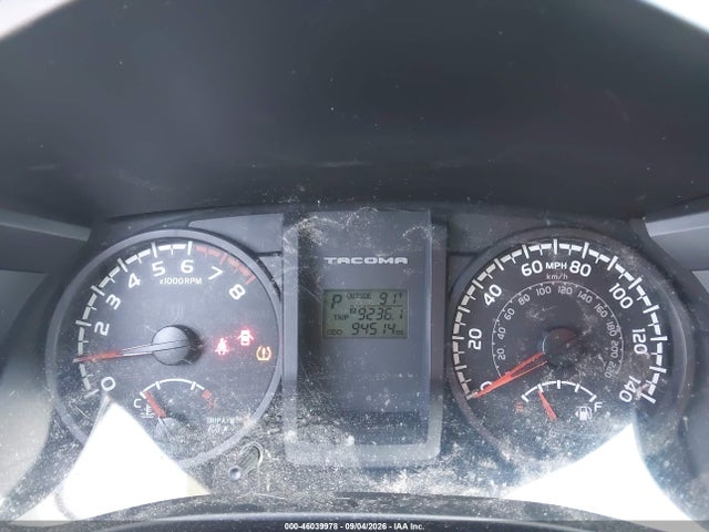2017 Toyota Tacoma Sr V6 მანქანა იყიდება აუქციონზე, vin: 5TFCZ5AN4HX068847, აუქციონის ნომერი: 46039978