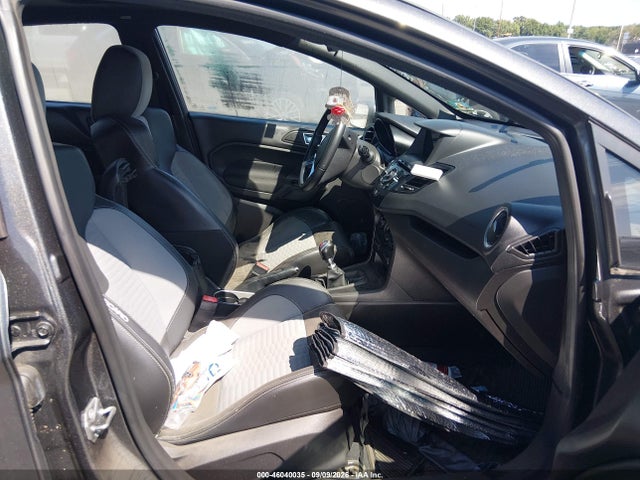 46040035 :رقم المزاد ، 3FADP4GX4HM136752 vin ، 2017 Ford Fiesta St مزاد بيع